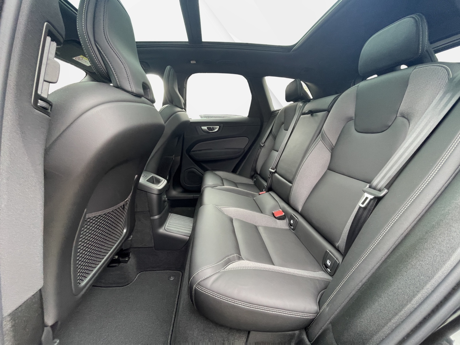 VOLVO XC60 2.0 T6 TE Black Edition eAWD
