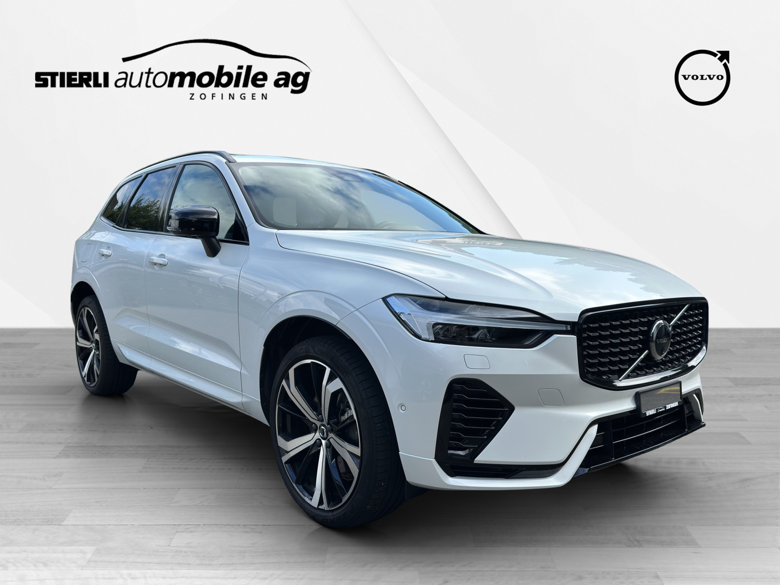 VOLVO XC60 2.0 T6 TE Ultra Dark eAWD