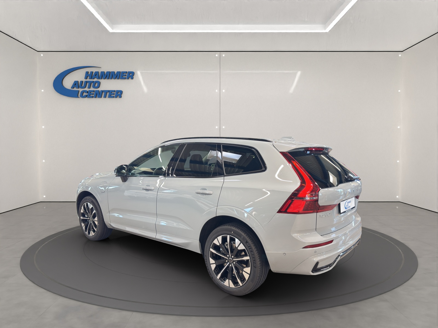 VOLVO XC60 2.0 T8 TE Ultra Dark eAWD