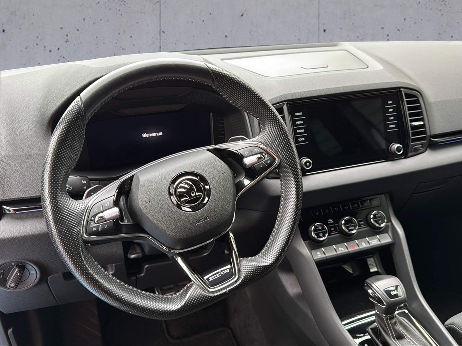 SKODA Karoq 1.5 TSI ACT SportLine DSG