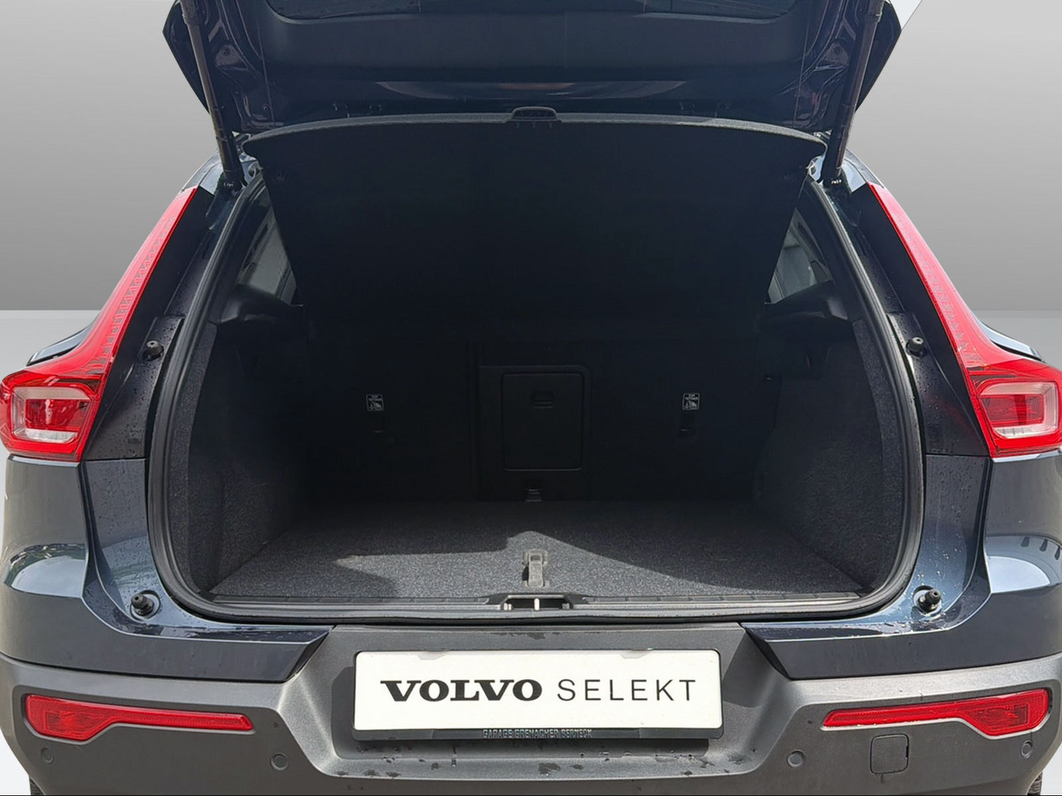 VOLVO XC40 P6 Pro