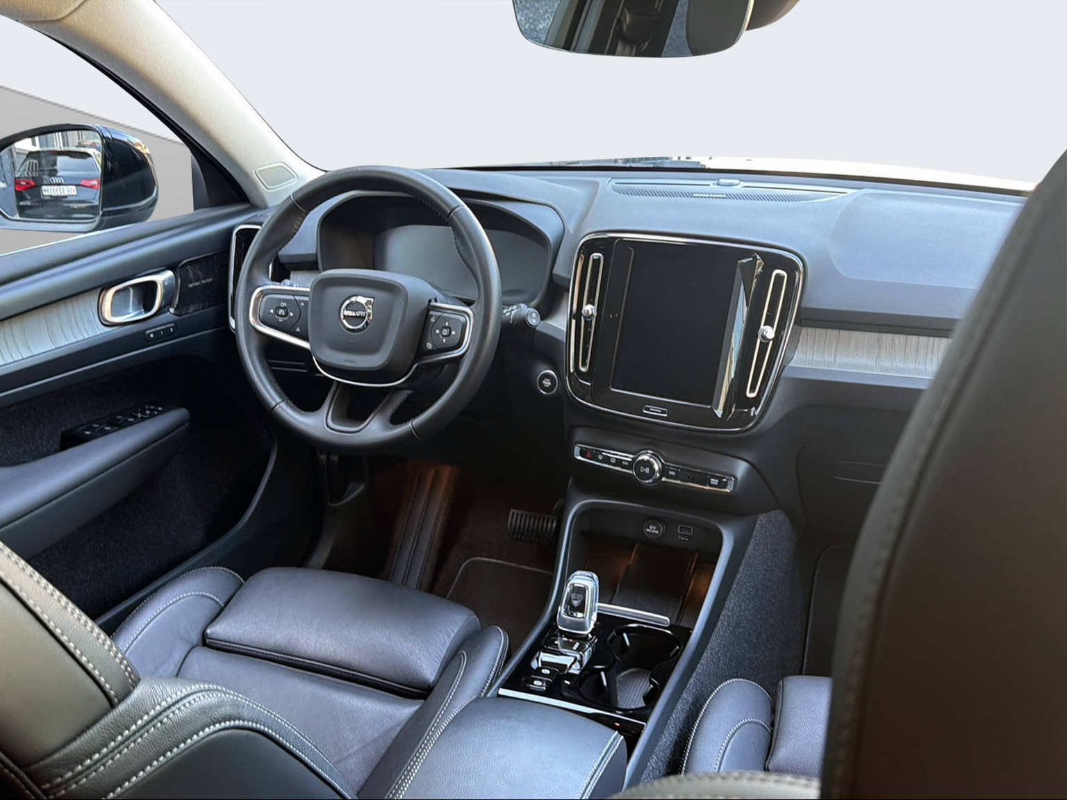 VOLVO XC40 1.5 T5 PiH Inscription