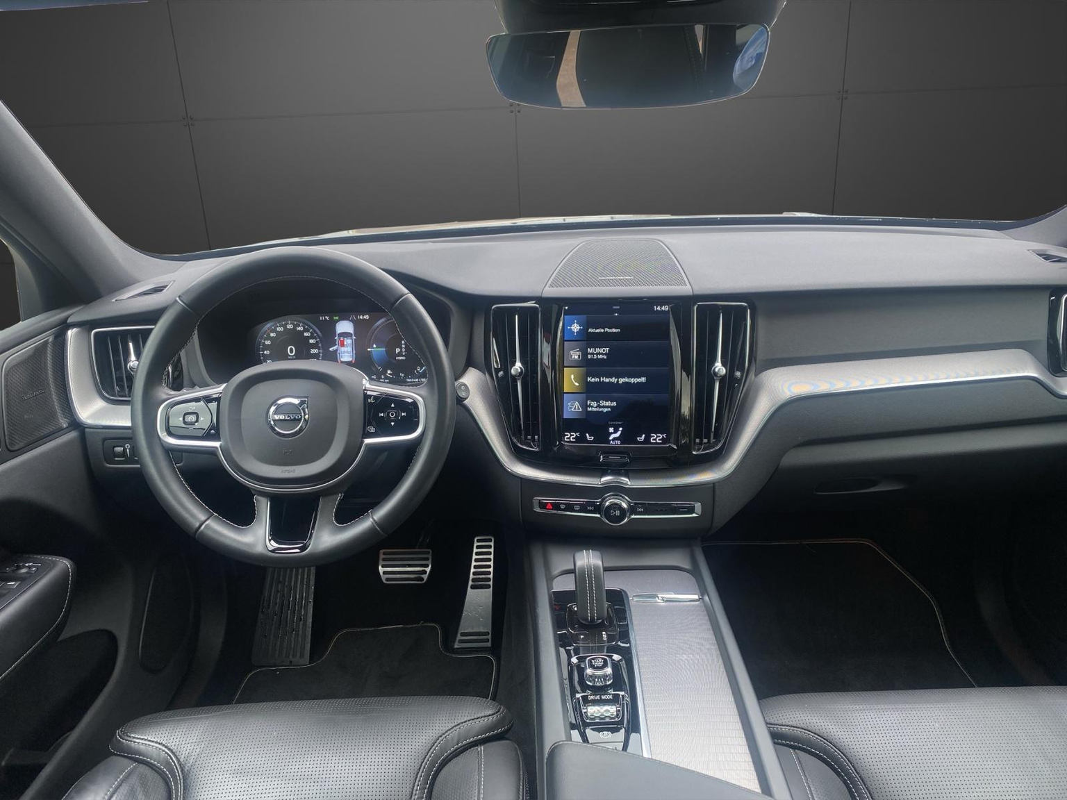 VOLVO XC60 2.0 T6 TE R-Design eAWD
