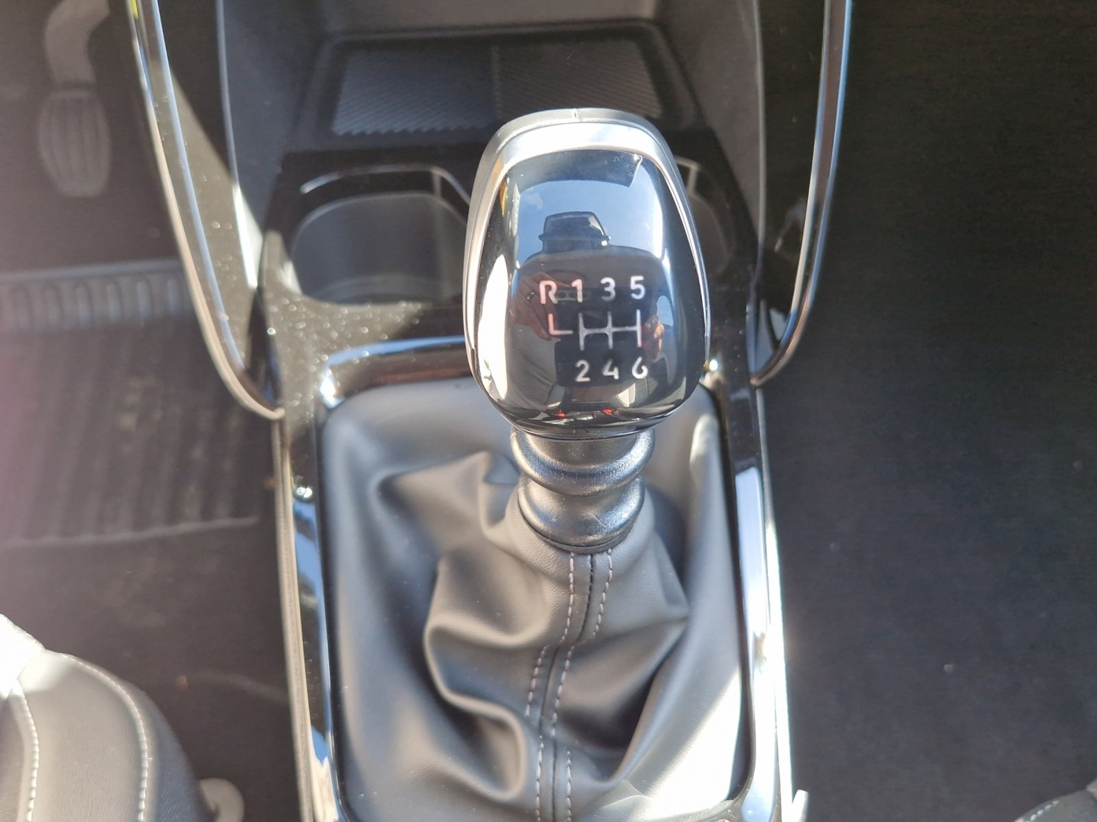 CITROEN C3 1.2 Turbo Plus 100 PS manuell