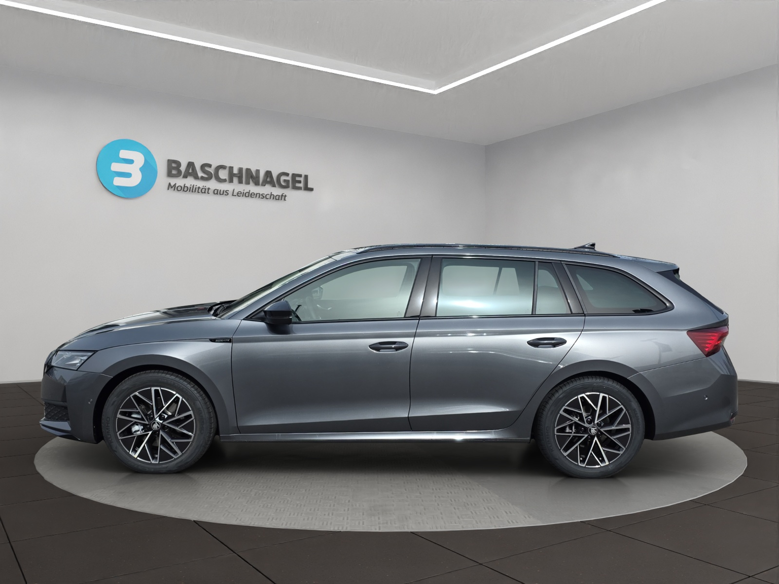 SKODA Octavia Combi 2.0 TSI DSG Dynamic 4x4