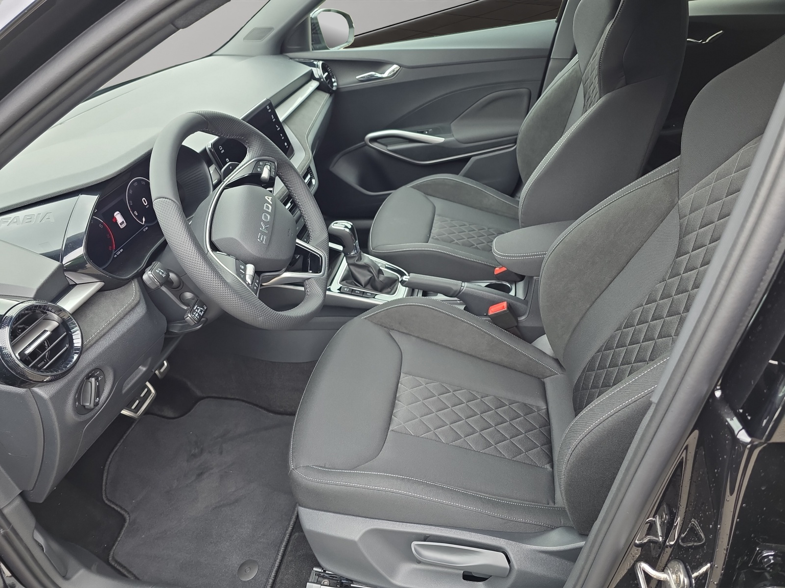 SKODA Fabia 1.0 TSI Dynamic DSG