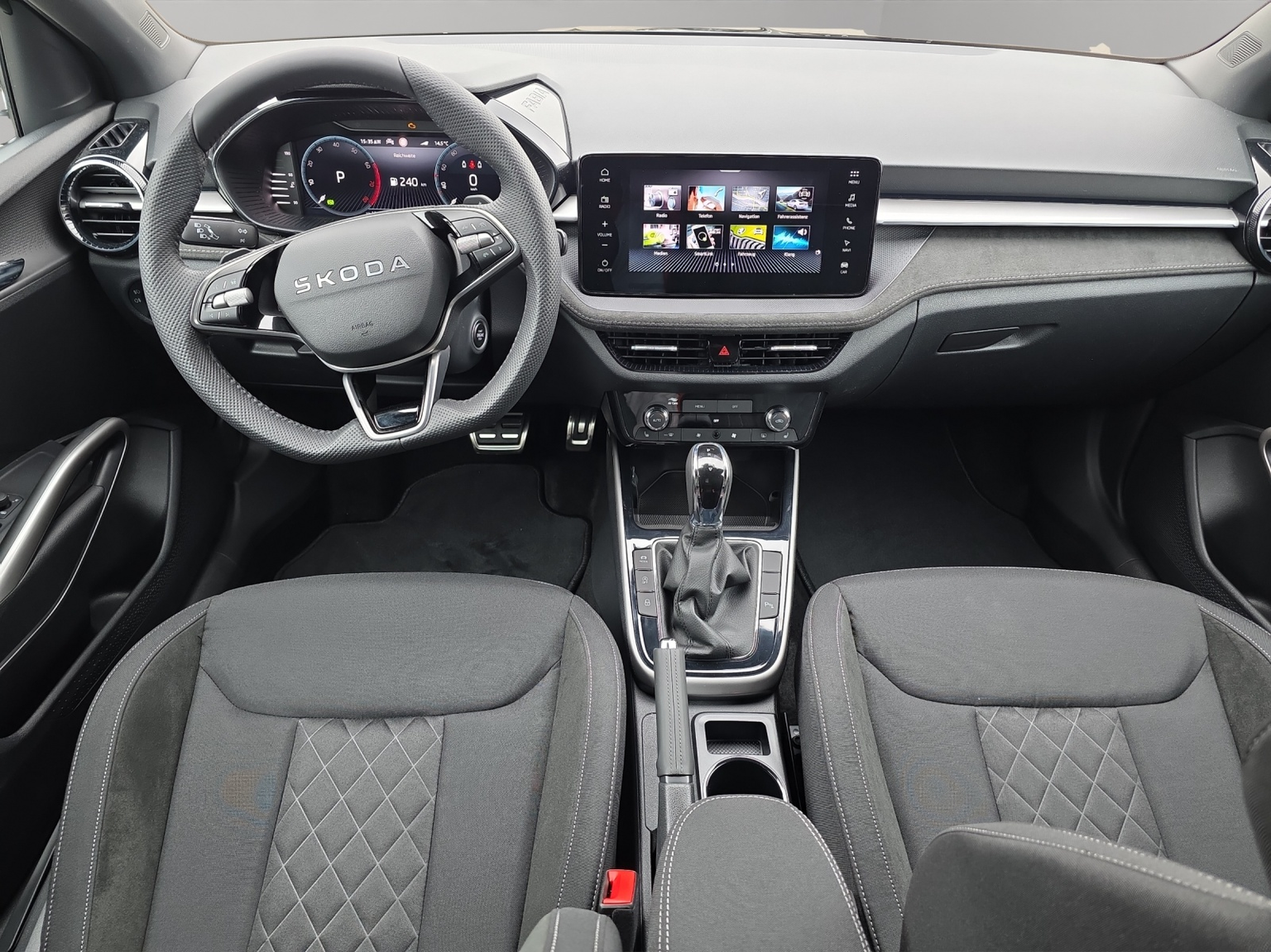 SKODA Fabia 1.0 TSI Dynamic DSG