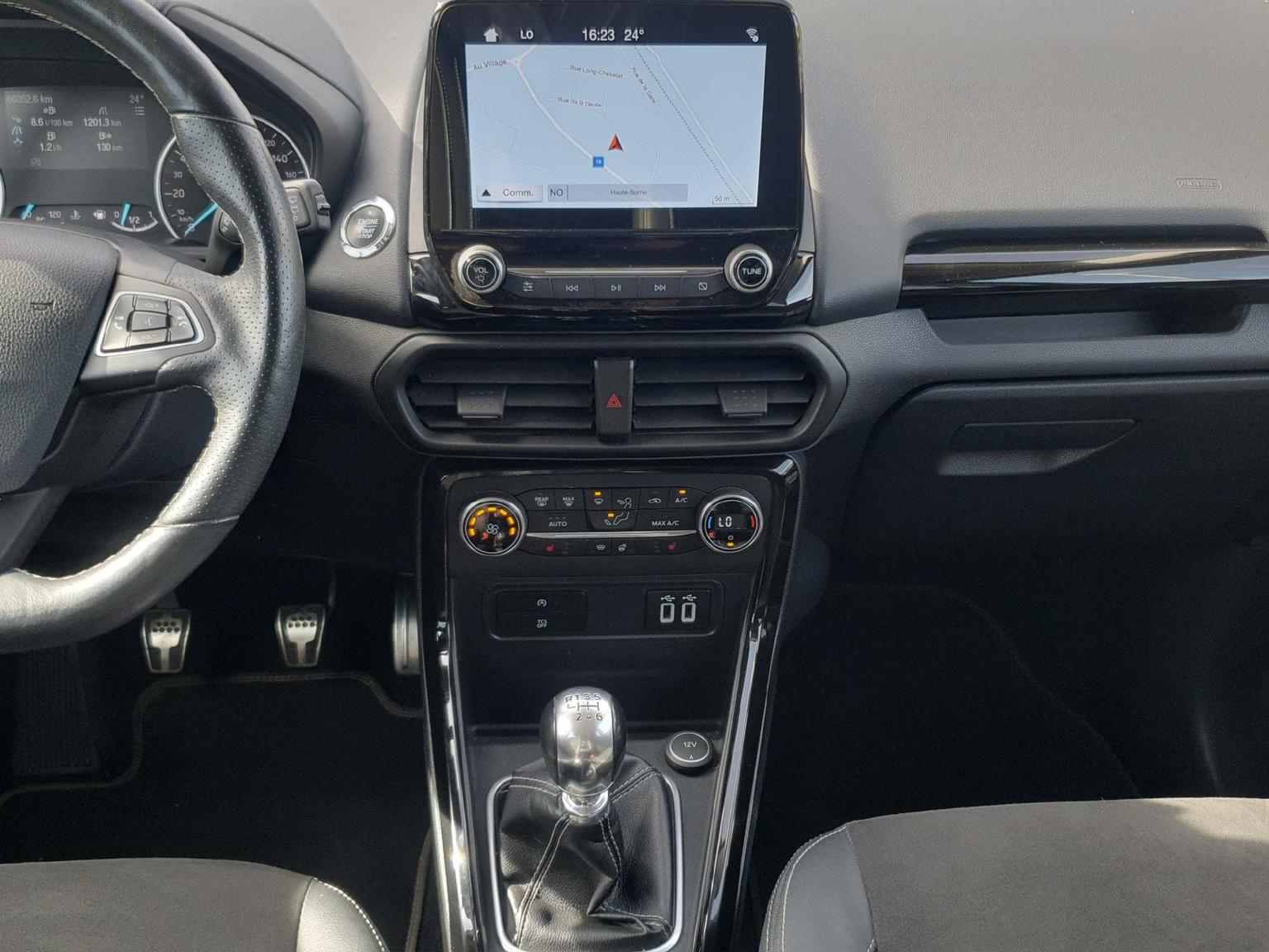 FORD EcoSport 1.5 TDCi ST-Line 4x4 crochet