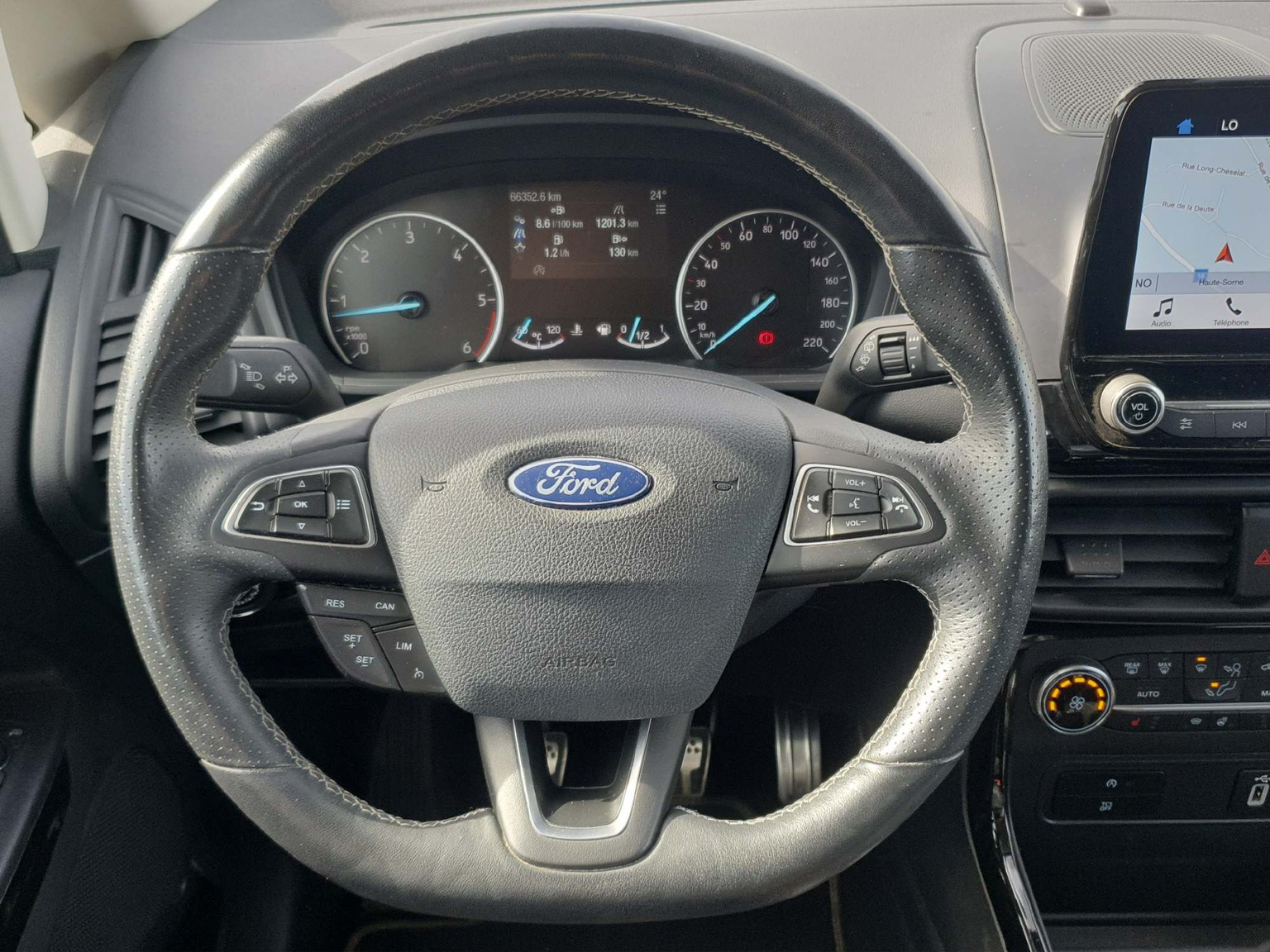 FORD EcoSport 1.5 TDCi ST-Line 4x4 crochet