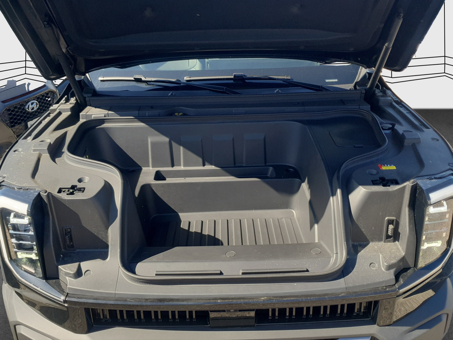 MAXUS eTerron 9 E-Motor 102kWh Luxury