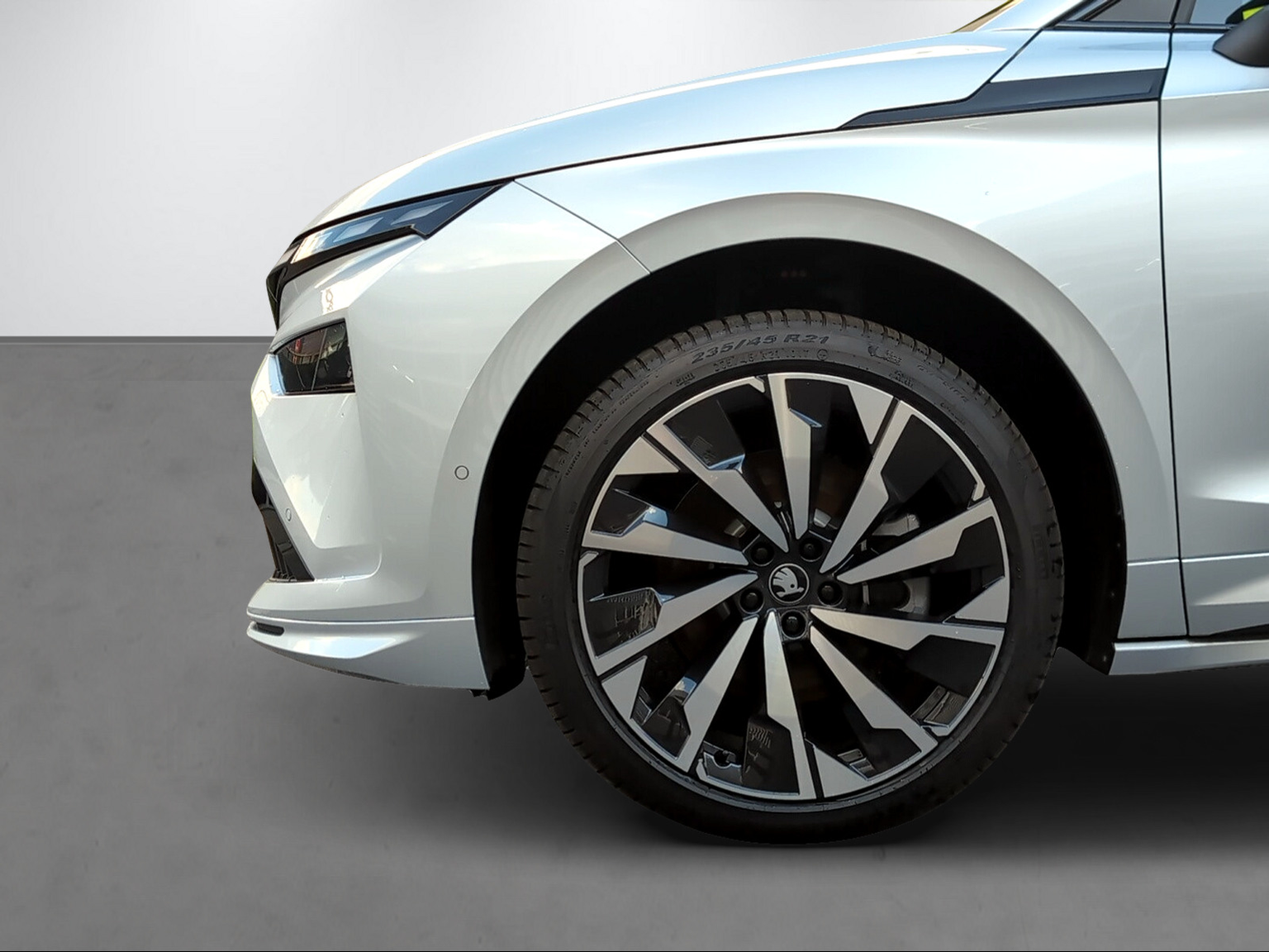 SKODA Enyaq 85x SportLine