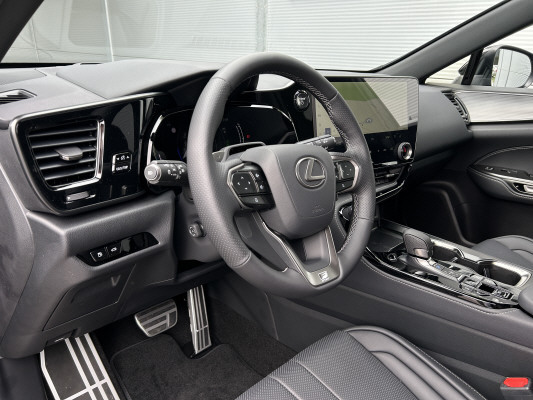 LEXUS NX 450h+ E-FOUR F Sport