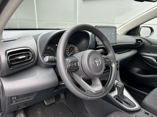 TOYOTA Yaris 1.5 Comfort e-CVT