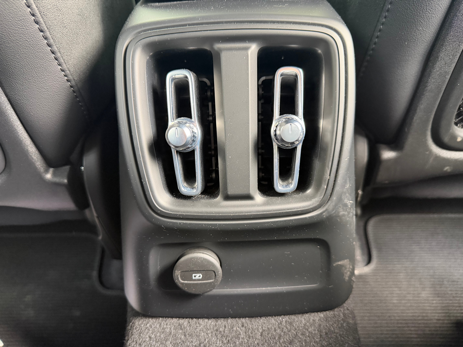 VOLVO XC40 T5 TwE R-Design DCT