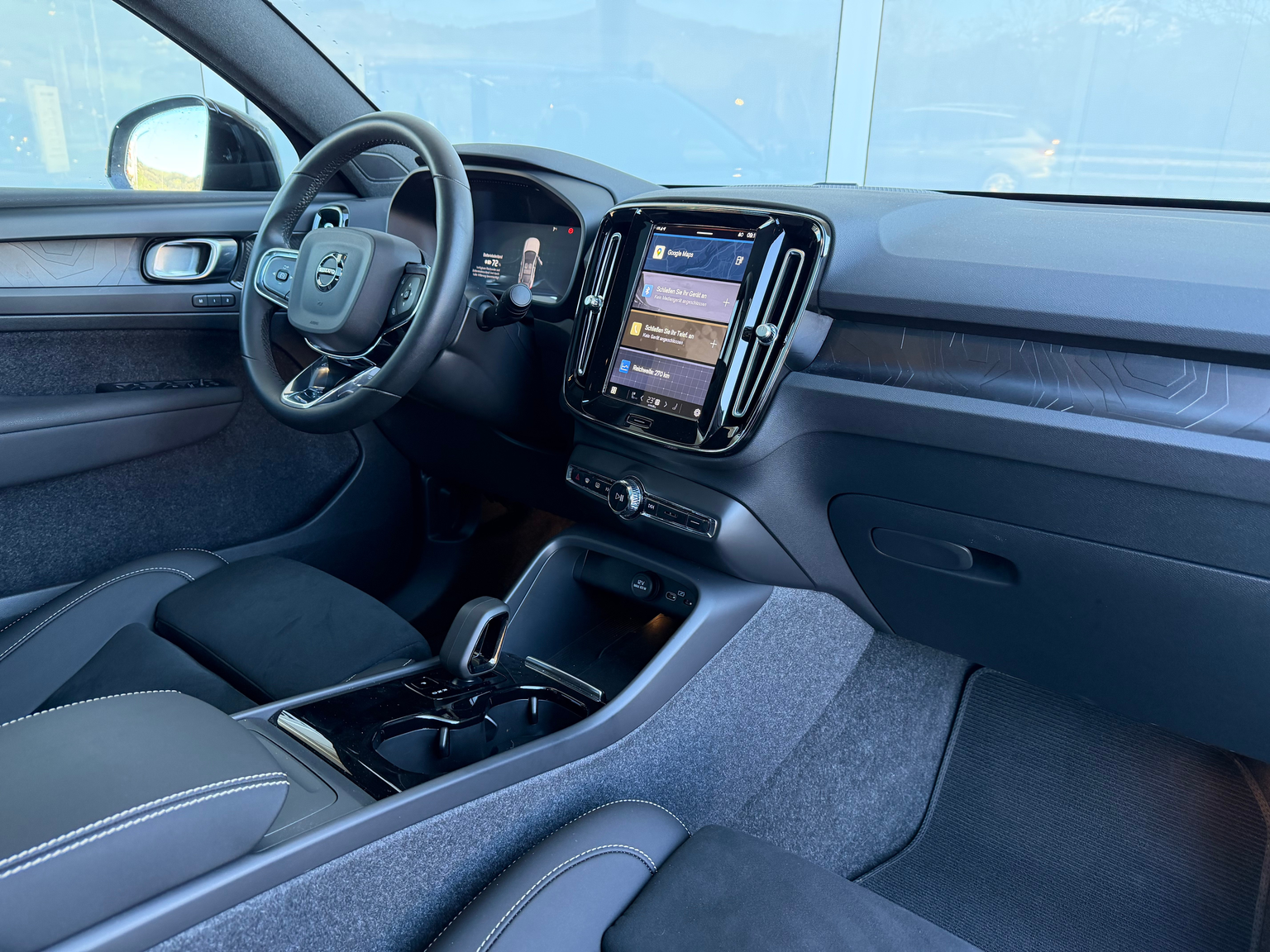 VOLVO C40 Recharge E80 AWD Ultimate HEICO