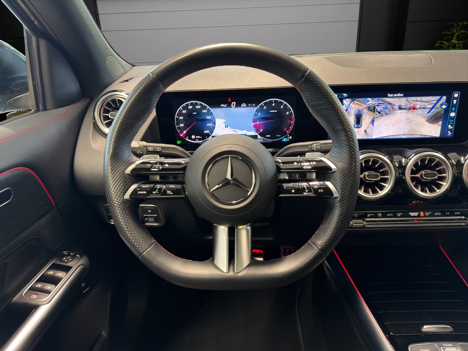 MERCEDES-BENZ GLA 250 4Matic 8G-DCT