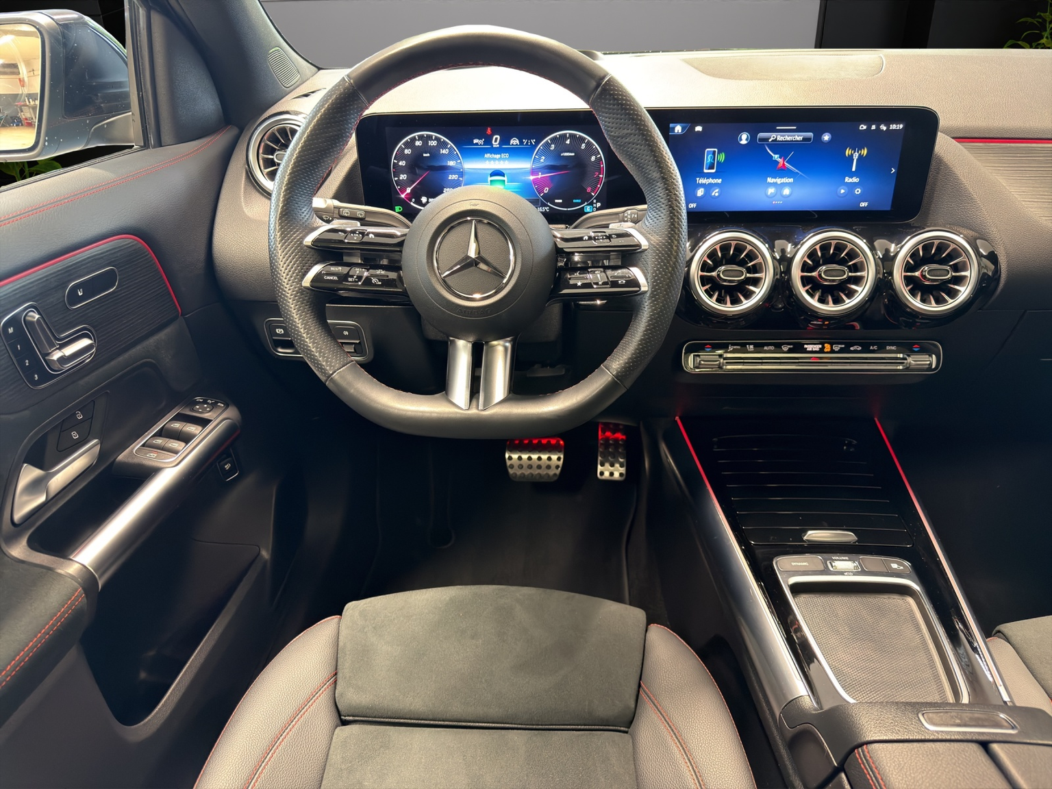 MERCEDES-BENZ GLA 250 4Matic 8G-DCT