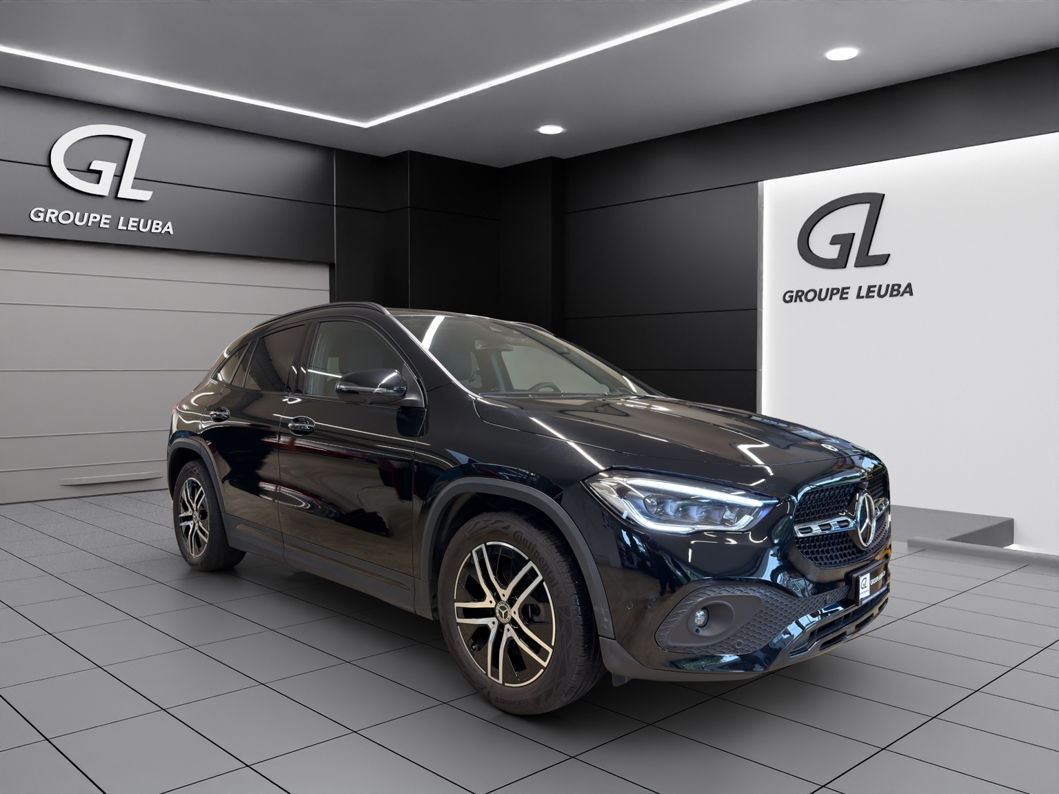 MERCEDES-BENZ GLA 250 Progressive4Matic