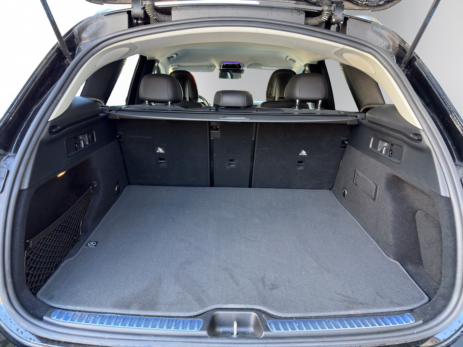 MERCEDES-BENZ GLC 220 d 4M 9G-Tronic