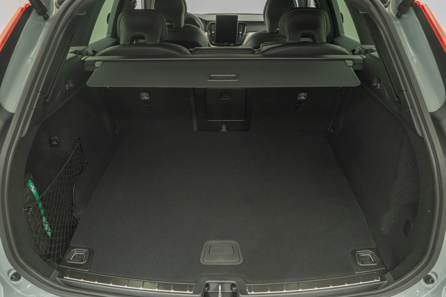 VOLVO XC60 2.0 T6 TE Black Edition eAWD