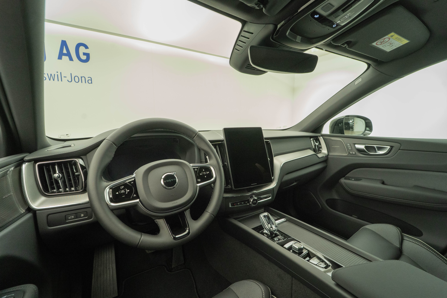 VOLVO XC60 2.0 T6 TE Black Edition eAWD