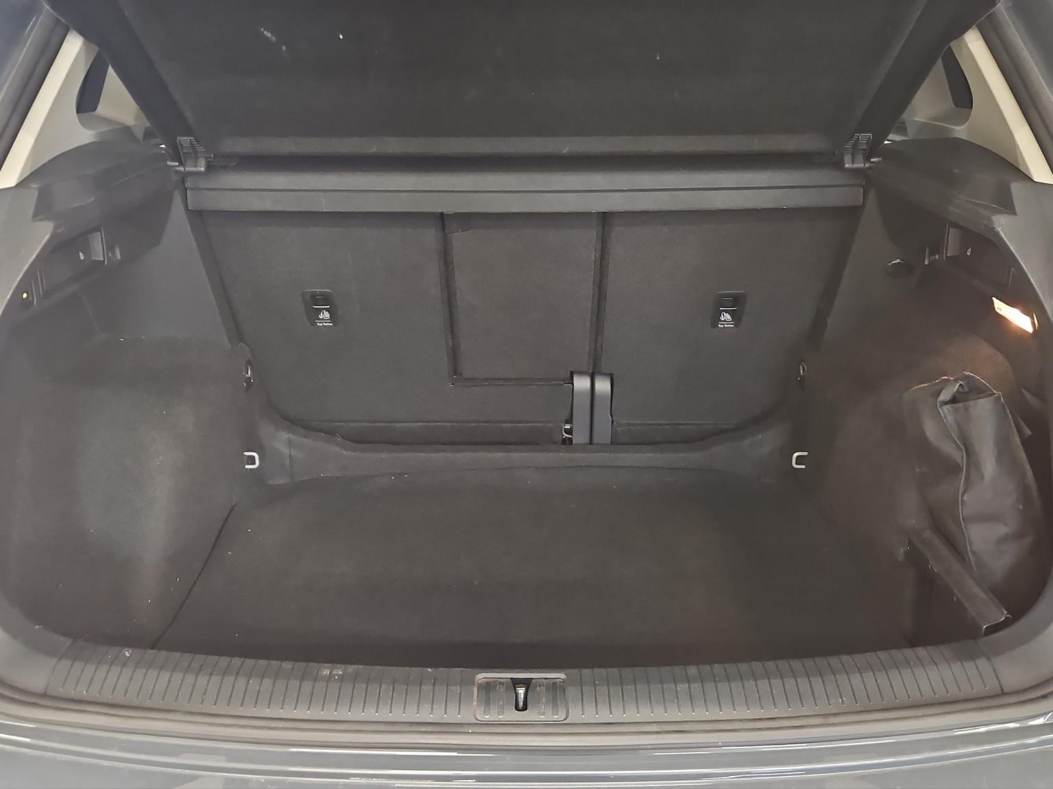 VW Tiguan 2.0 TDI SCR Elegance 4Motion DSG