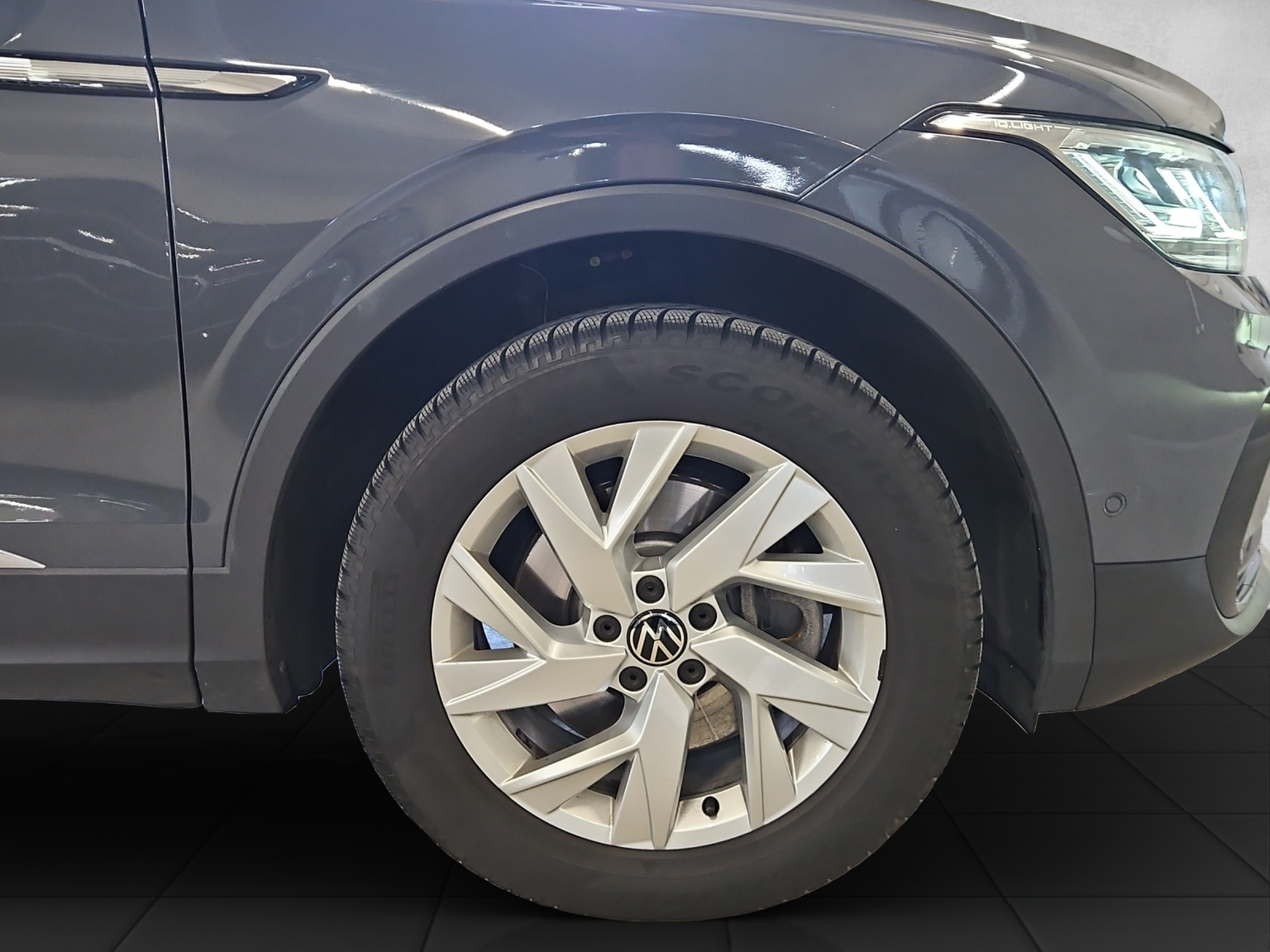 VW Tiguan 2.0 TDI SCR Elegance 4Motion DSG