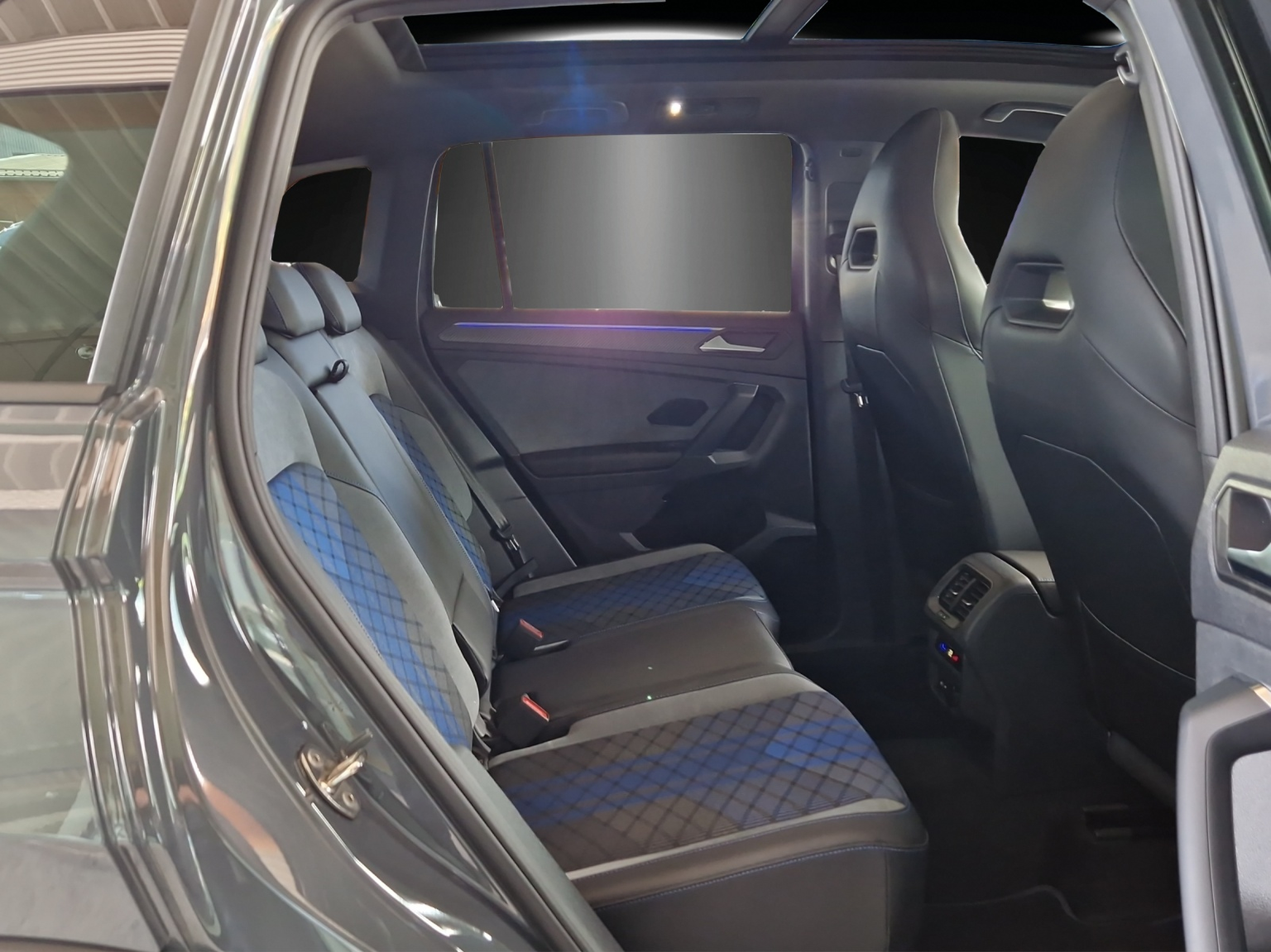 VW Tiguan 2.0TSI R 4Motion DSG