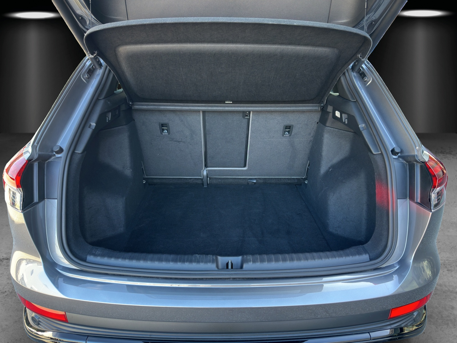 AUDI Q4 e-tron 50 quattro