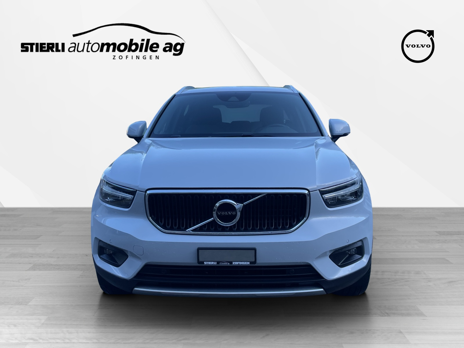 VOLVO XC40 2.0 B4 MH Momentum AWD