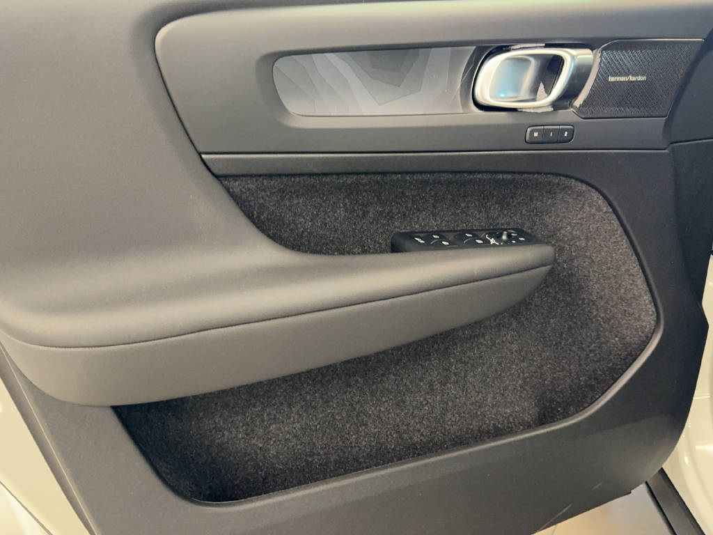 VOLVO XC40 E80 Twin Ultimate AWD