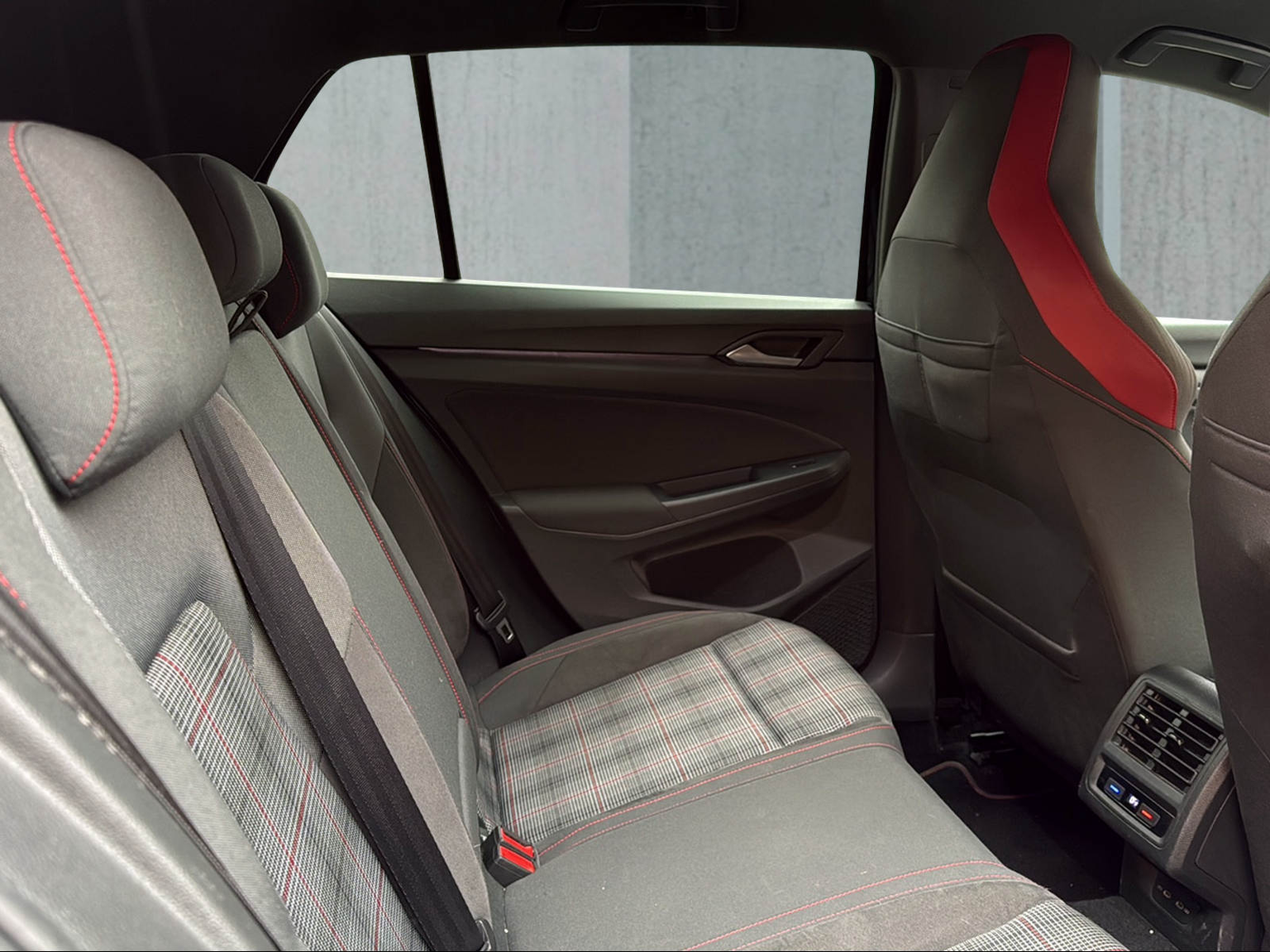 VW Golf 2.0 TSI GTI DSG