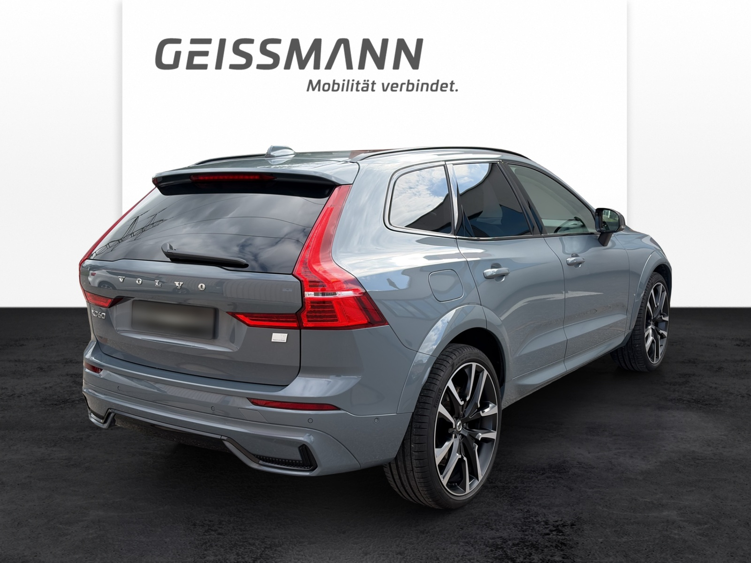 VOLVO XC60 2.0 T8 TE Ultimate Dark eAWD