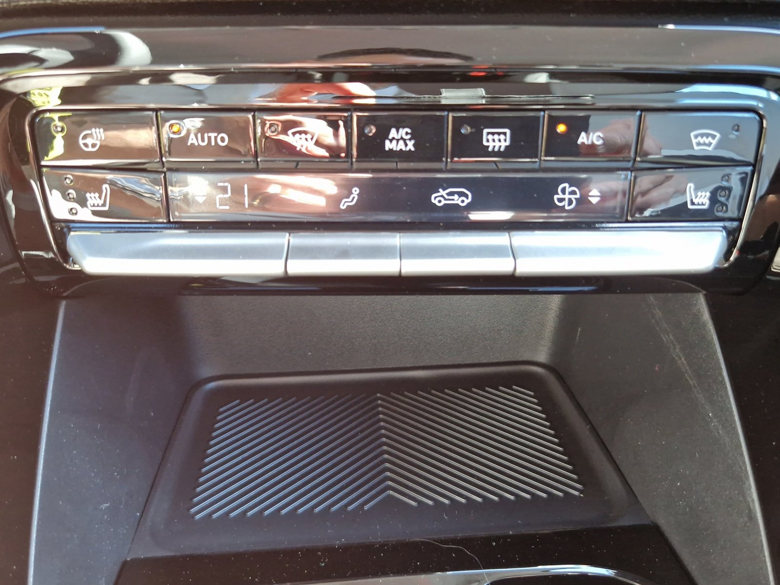 CITROEN C3 1.2 Turbo Plus 100 PS manuell