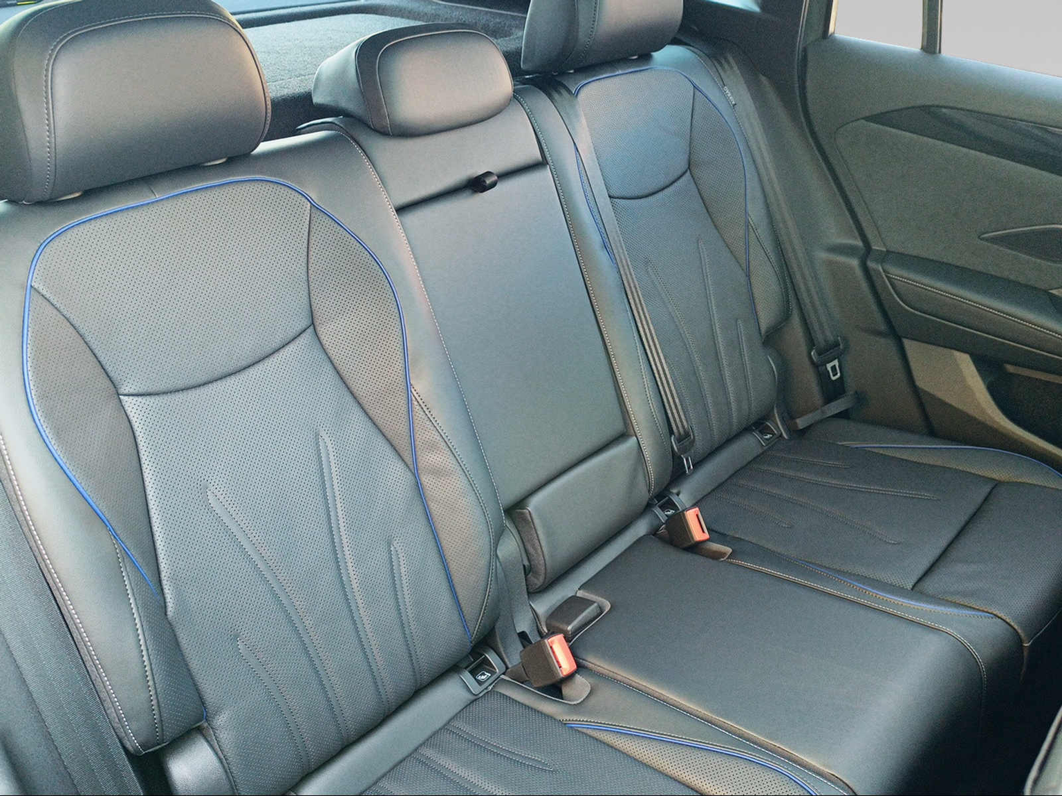 VW Tiguan 2.0 TSI DSG R-Line 4Motion
