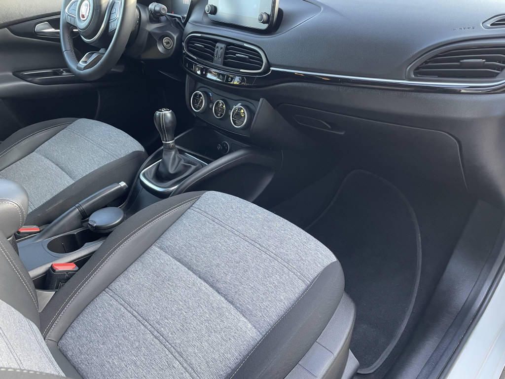 FIAT Tipo 1.0 T3 Cross