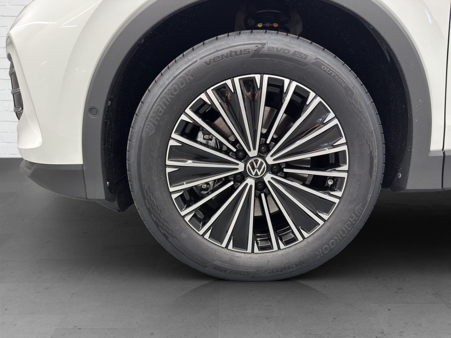 VW Tiguan 2.0 TDI SCR Elegance DSG 4motion