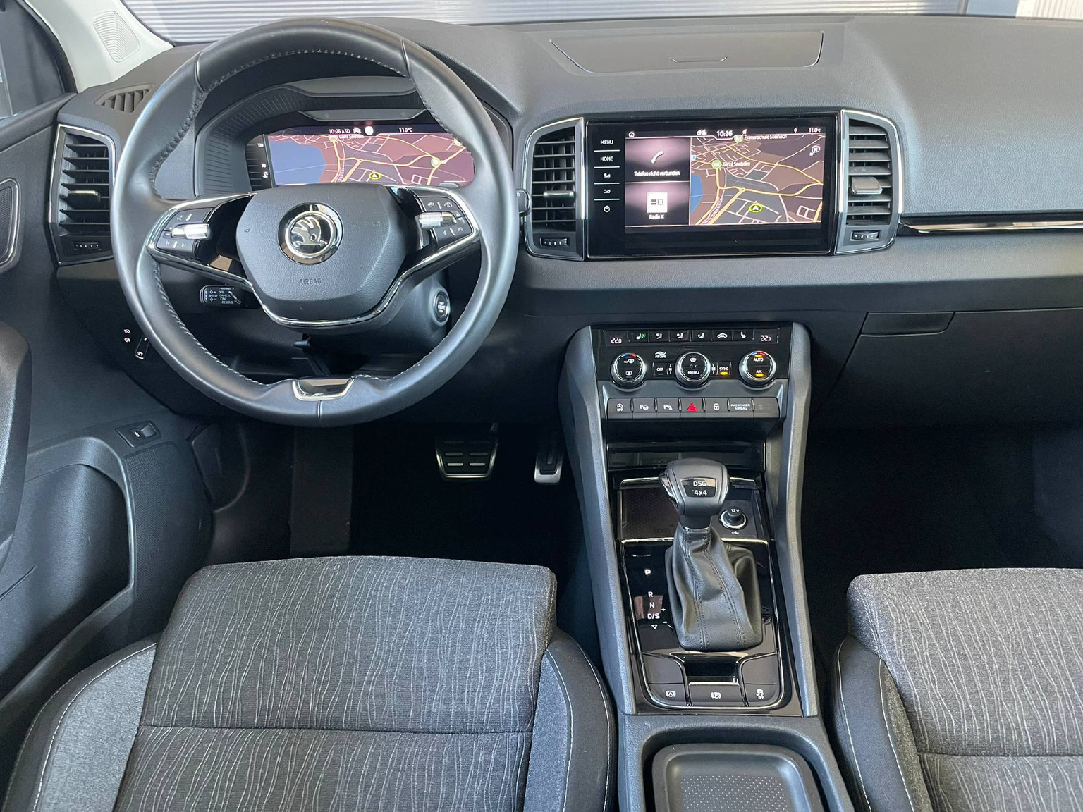 SKODA Karoq 2.0 TDI Style 4x4 DSG