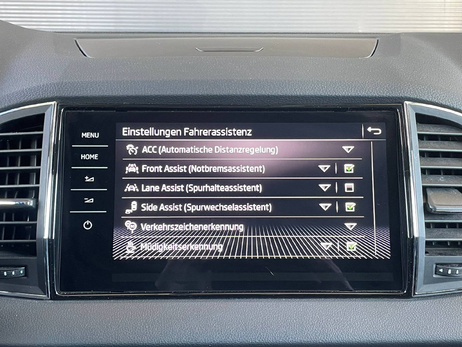 SKODA Karoq 2.0 TDI Style 4x4 DSG