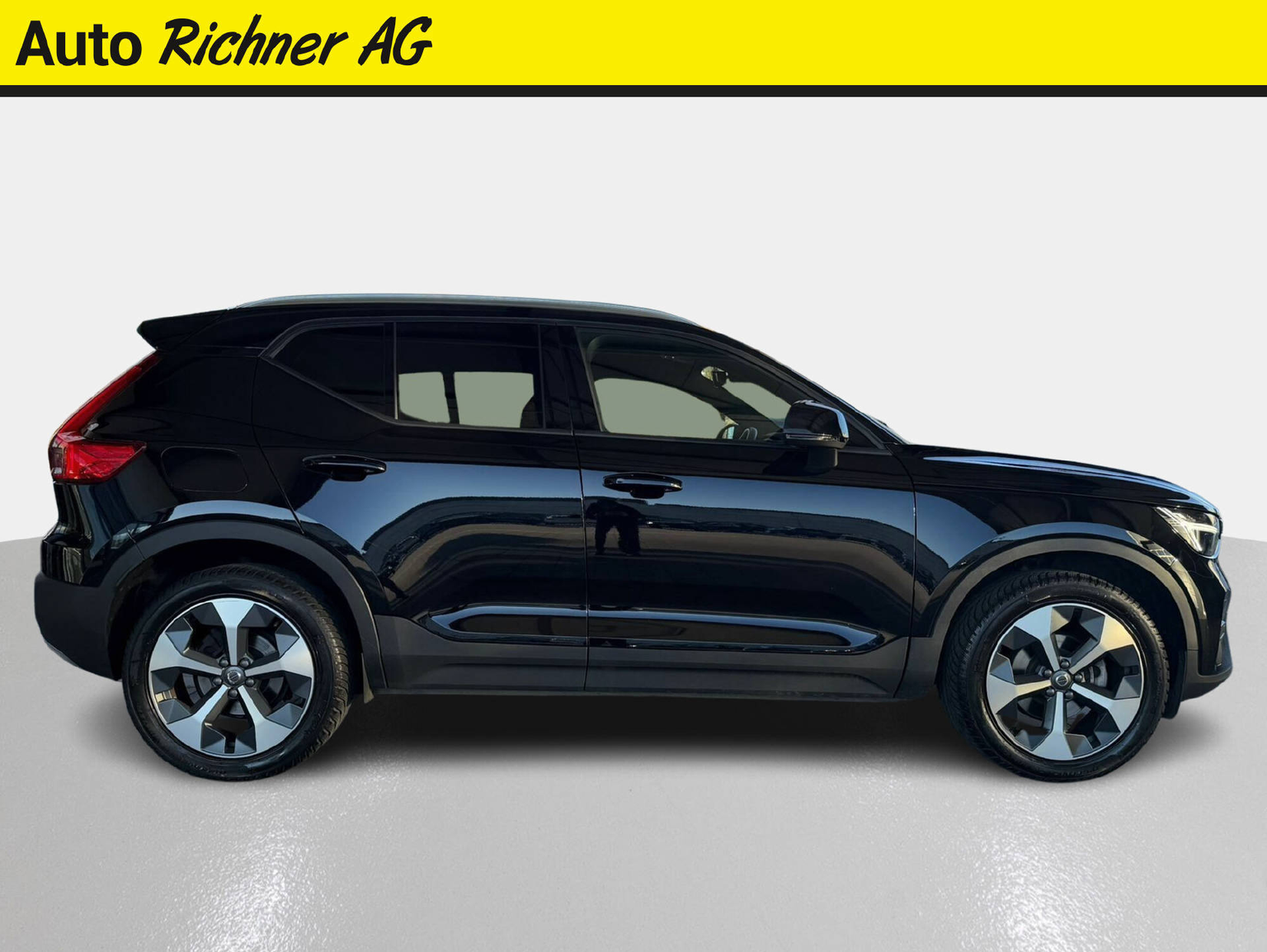 VOLVO XC40 1.5 T2 XCITE