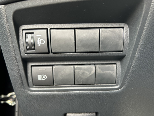 TOYOTA Yaris 1.5 Comfort e-CVT