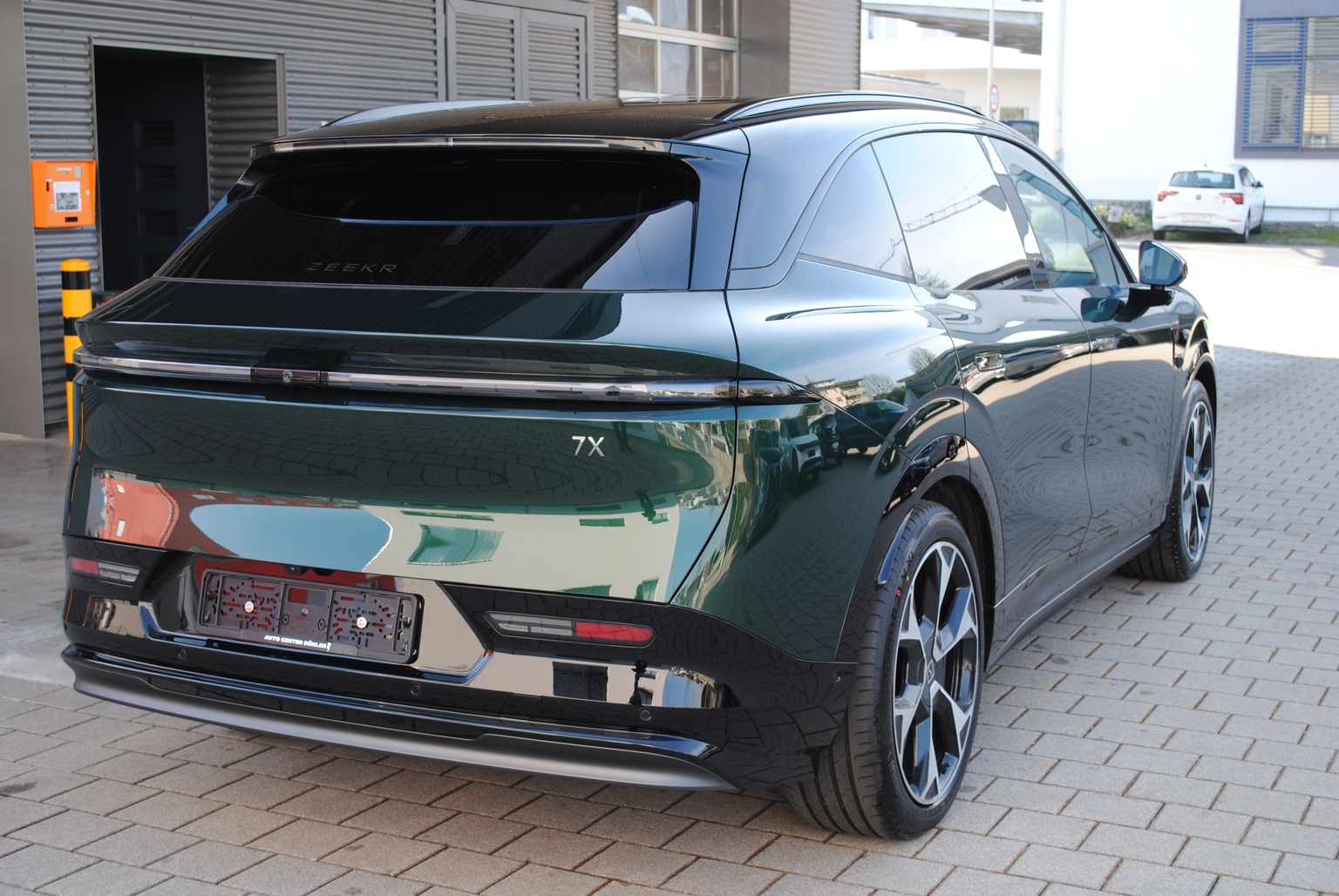 ZEEKR 7X 100kWh Privilege AWD inkl. Comfort und Cockpit Paket