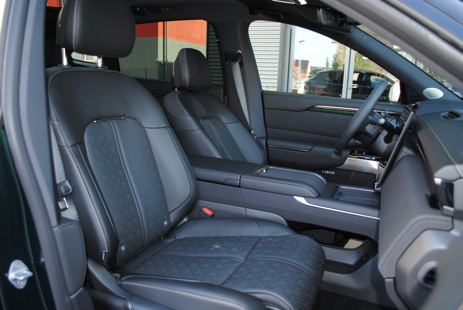 ZEEKR 7X 100kWh Privilege AWD inkl. Comfort und Cockpit Paket