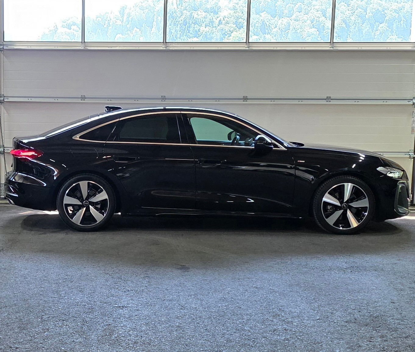 AUDI A5 Limousine TFSI S tronic S Line *Spurhalteassistent/Abstandsregler*Ambientelicht*CarPlay/AndroidAuto*Rückfahrkamera*