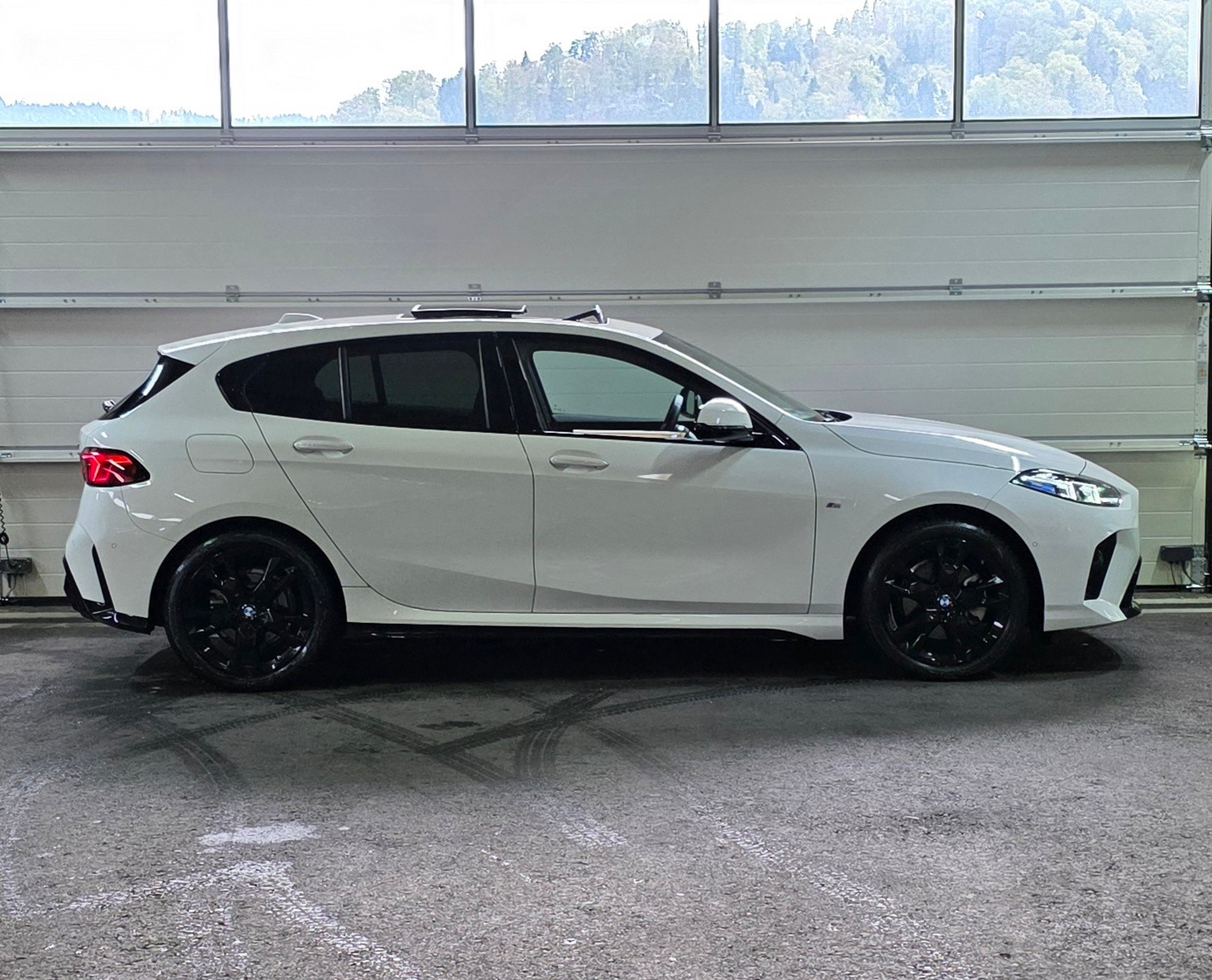 BMW 120d M Sport Steptronic *Harman/Kardon*ACC*360°Kamera*CarPlay/AndroidAuto*HeadUpDisplay*Panoramadach*