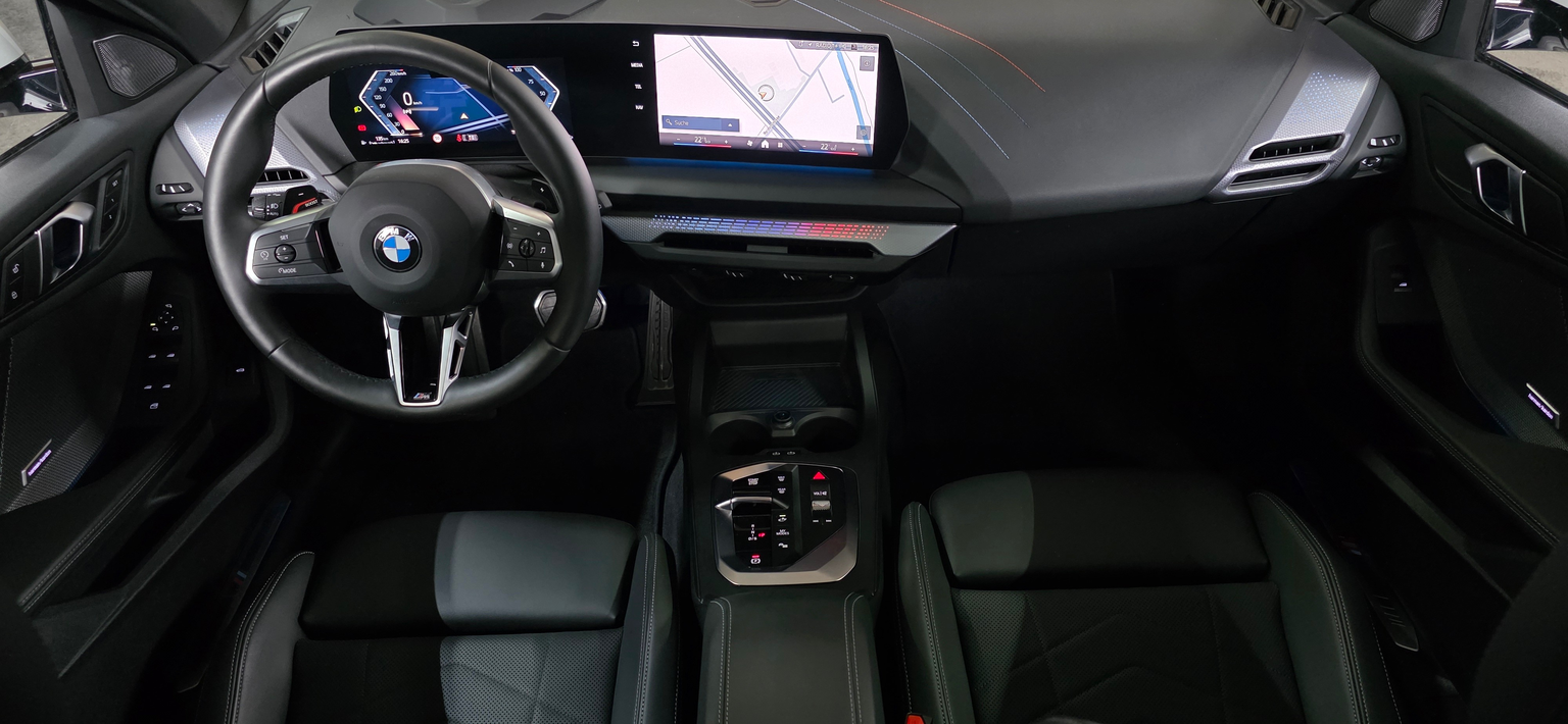 BMW 120d M Sport Steptronic *Harman/Kardon*ACC*360°Kamera*CarPlay/AndroidAuto*HeadUpDisplay*Panoramadach*
