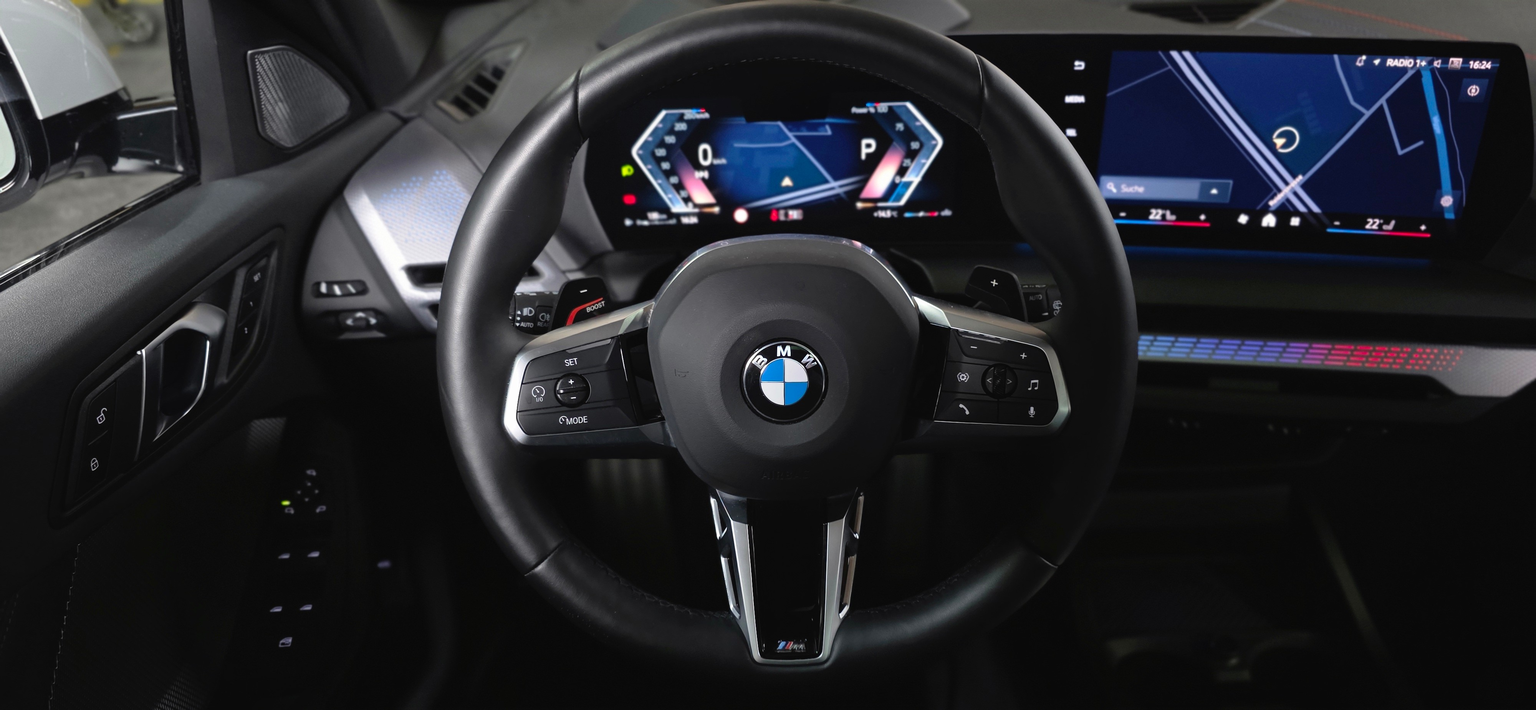 BMW 120d M Sport Steptronic *Harman/Kardon*ACC*360°Kamera*CarPlay/AndroidAuto*HeadUpDisplay*Panoramadach*