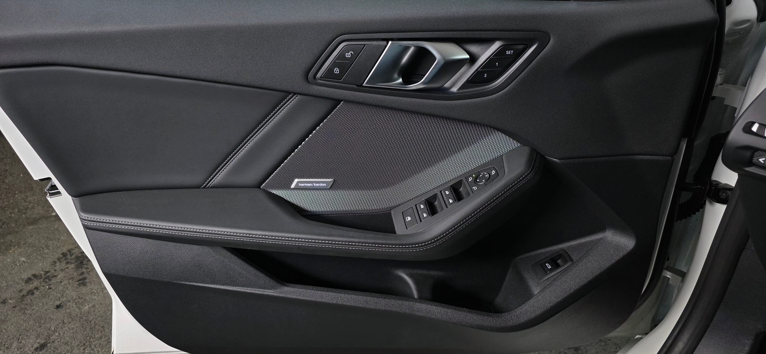BMW 120d M Sport Steptronic *Harman/Kardon*ACC*360°Kamera*CarPlay/AndroidAuto*HeadUpDisplay*Panoramadach*