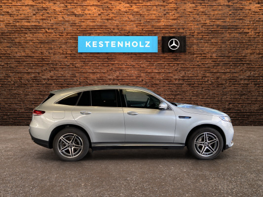 MERCEDES-BENZ EQC 400 AMG Line 4Matic