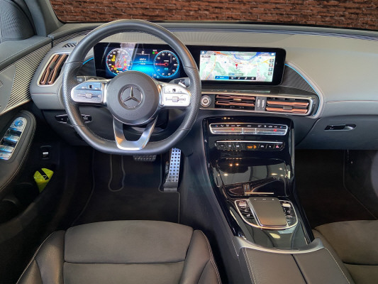 MERCEDES-BENZ EQC 400 AMG Line 4Matic